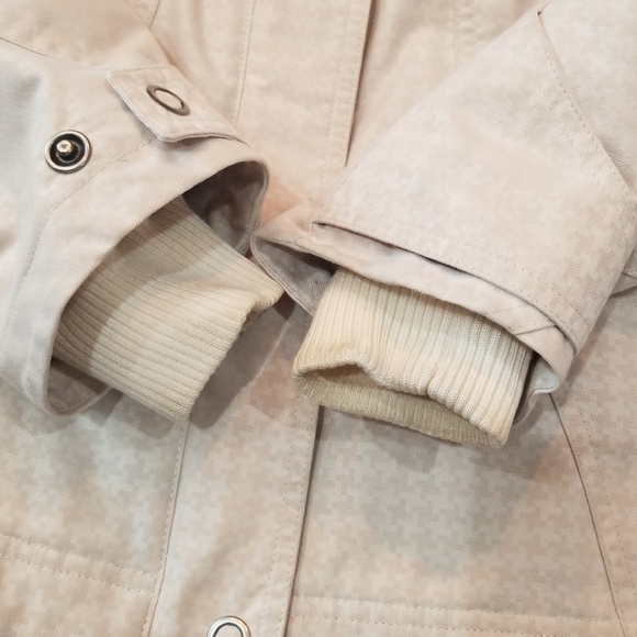 Columbia winter coat - Picture 2 of 4